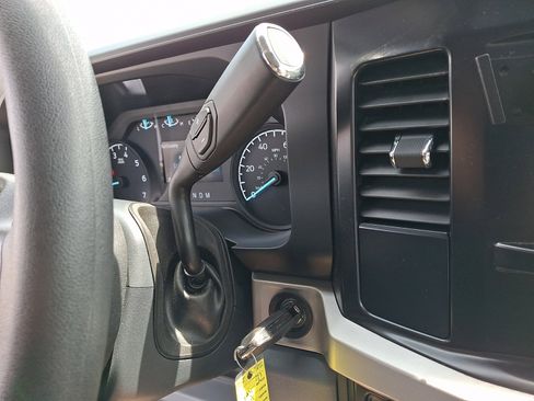 Certified 2025 Ford F350 XLT AWD/4WD image 14
