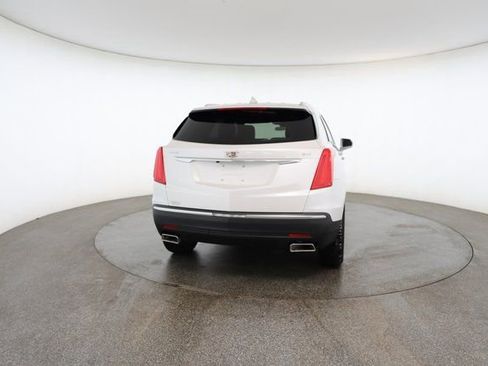Used 2017 Cadillac XT5 Luxury w/ Driver Awareness Package image 15