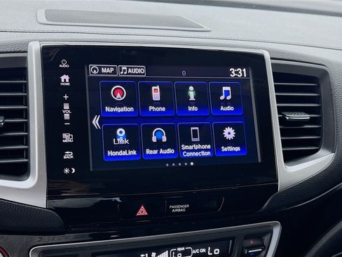 Used 2018 Honda Pilot Elite image 11