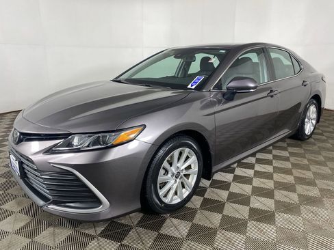 Used 2023 Toyota Camry LE w/ Cold Weather Package FWD image 27