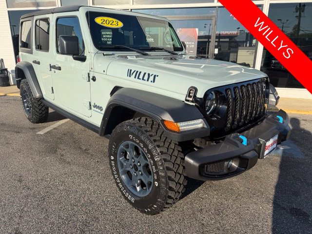 Used 2023 Jeep Wrangler Unlimited w/ Cold Weather Group AWD/4WD image 4