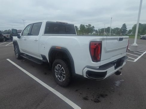 Used 2023 GMC Sierra 2500 AT4 w/ AT4 Preferred Package AWD/4WD image 14