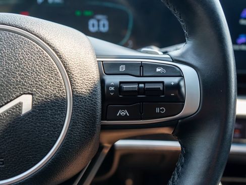 Certified 2025 Kia Sportage X-Line AWD/4WD image 19
