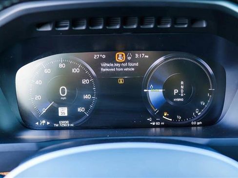 Used 2022 Volvo XC90 T8 Inscription Expression w/ Climate Package image 15