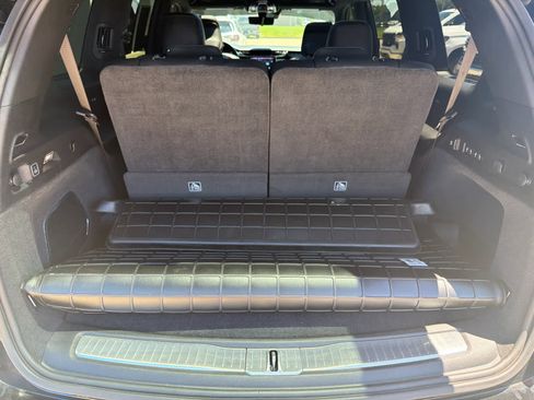 Used 2022 Jeep Grand Cherokee L Summit AWD/4WD image 29