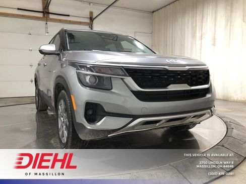 Used 2023 Kia Seltos S image 1