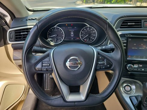 Used 2018 Nissan Maxima Platinum FWD image 31