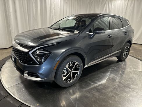 Certified 2025 Kia Sportage EX image 1