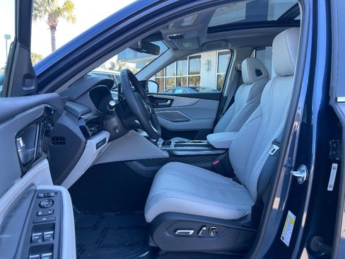 Used 2026 Acura MDX FWD w/ Technology Package image 16