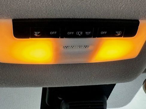 Used 2023 Nissan Versa SV FWD image 27