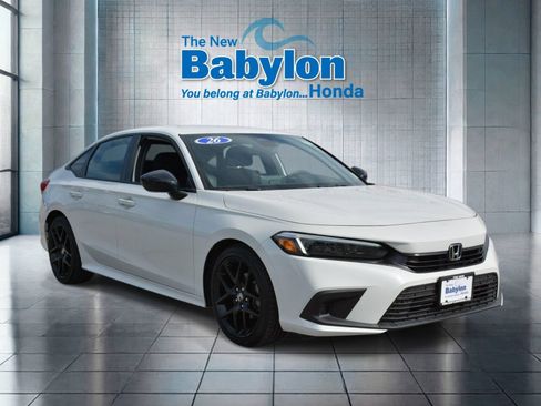Used 2024 Honda Civic Sport image 6