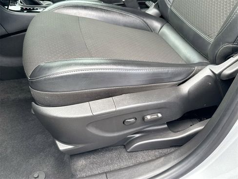 Used 2019 Buick Encore Preferred image 18