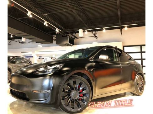 Used 2022 Tesla Model Y Performance image 1