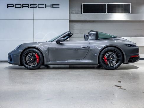 Certified 2024 Porsche 911 Targa 4 GTS AWD/4WD image 2