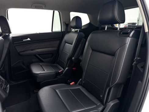 Used 2021 Volkswagen Atlas SE w/ Towing Package FWD image 27