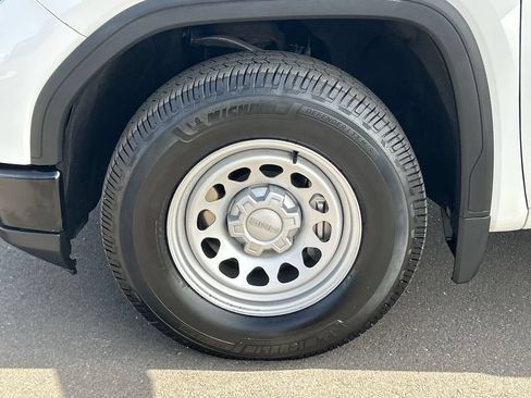 Used 2023 GMC Sierra 1500 Pro RWD image 30