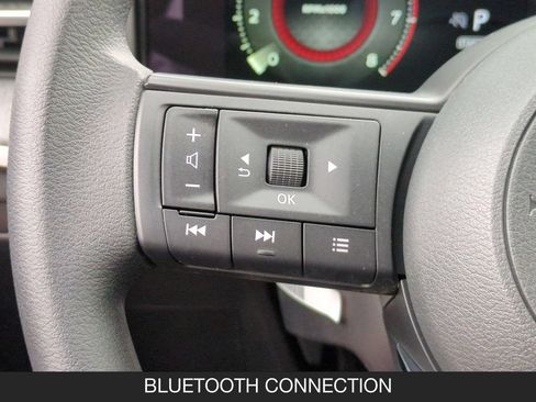 New 2026 Nissan Kicks SV FWD image 17