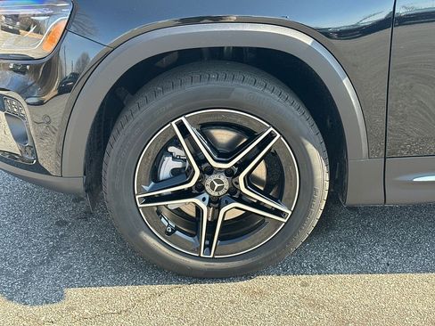 New 2026 Mercedes-Benz GLB 250 image 12
