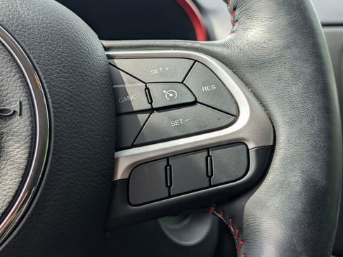 Used 2017 Jeep Compass Trailhawk w/ Cold Weather Group AWD/4WD image 27