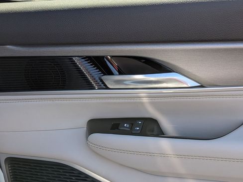 New 2026 Jeep Grand Wagoneer 4WD image 29