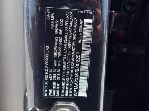 Certified 2024 Porsche Macan 4 Electric w/ Premium Package AWD/4WD image 28
