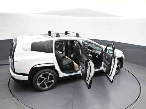 New 2026 Hyundai Ioniq 9 Limited image 49