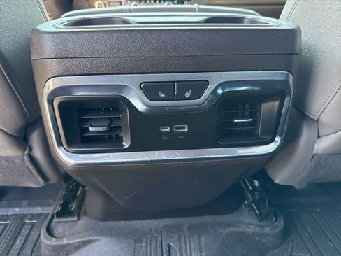 Used 2022 GMC Sierra 1500 SLT w/ SLT Premium Plus Package AWD/4WD image 25