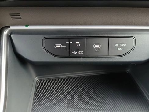 New 2026 Kia Carnival FWD image 26