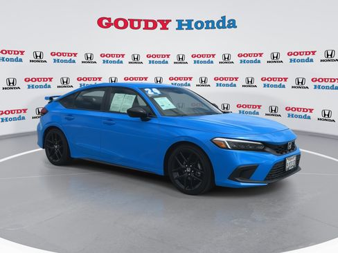 Used 2024 Honda Civic Sport image 2