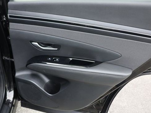 Certified 2024 Hyundai Tucson Limited image 27