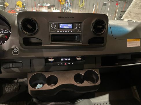 Used 2024 Mercedes-Benz Sprinter 3500 image 13