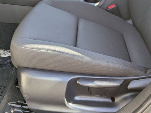 Used 2025 Toyota Corolla LE image 15