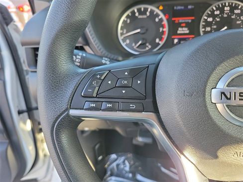 Used 2021 Nissan Sentra S image 19