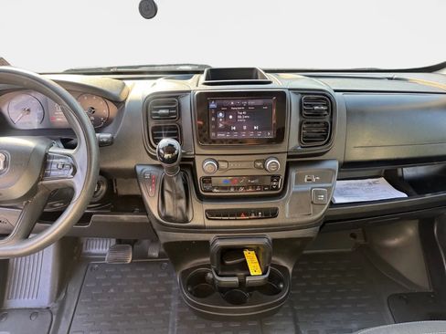 Used 2023 RAM ProMaster 2500 FWD image 12