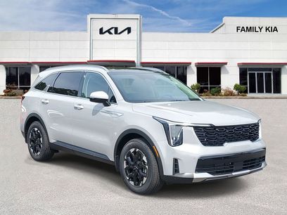 New 2026 Kia Sorento S w/ S Panoramic Sunroof Package