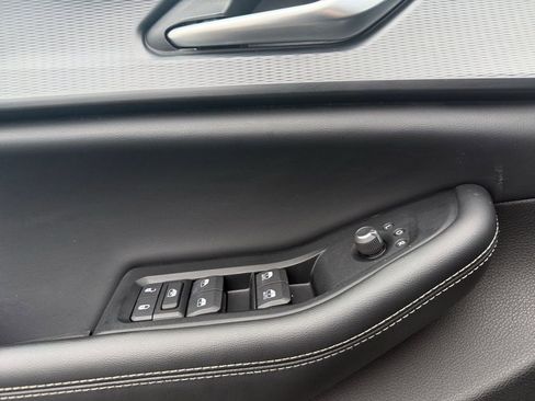 Used 2023 Jeep Grand Cherokee L Laredo w/ Luxury Tech Group I image 24