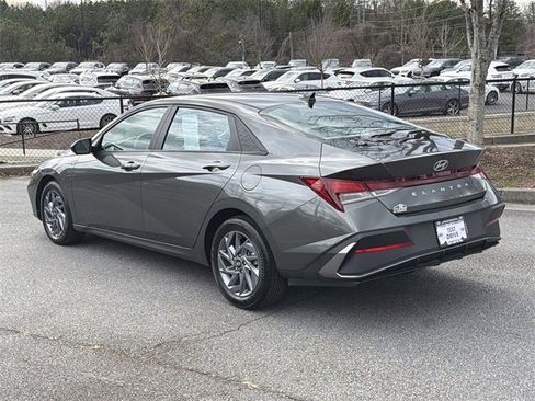 Certified 2024 Hyundai Elantra SEL image 5