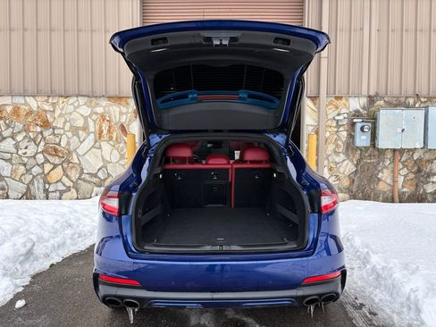 Used 2019 Maserati Levante GTS image 17