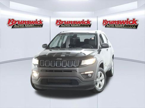 Certified 2021 Jeep Compass Latitude AWD/4WD image 2