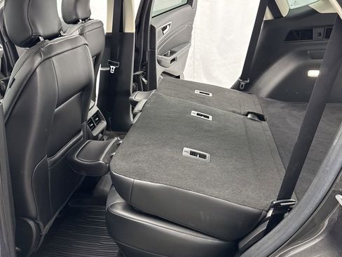 Certified 2019 Ford Edge Titanium w/ Equipment Group 301A image 43