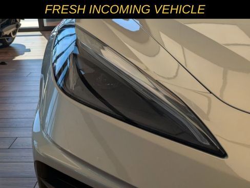 Used 2022 Chevrolet Corvette Stingray Premium Cpe w/ Engine Appearance Package image 7