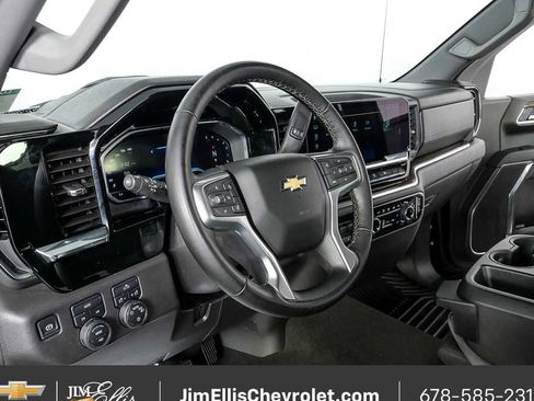 Certified 2025 Chevrolet Silverado 1500 LT image 4