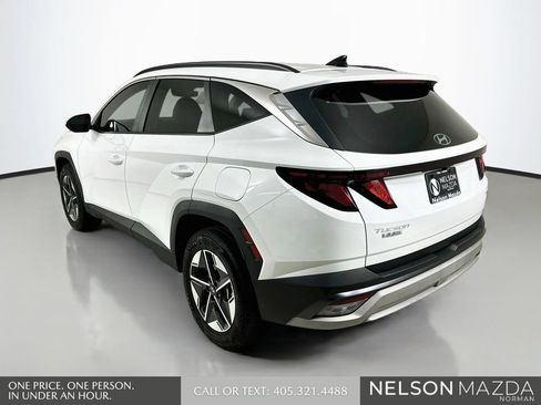 Used 2025 Hyundai Tucson SEL AWD/4WD image 8
