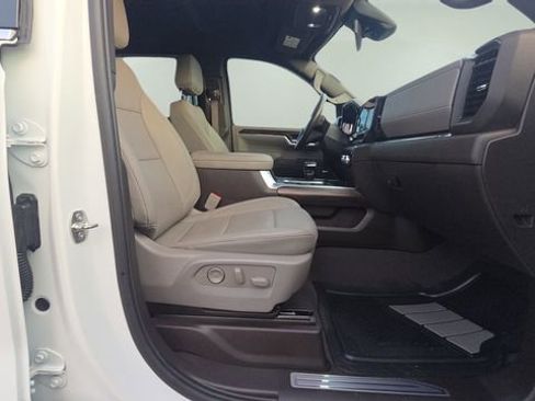 Used 2023 GMC Sierra 1500 SLT w/ SLT Premium Package image 14