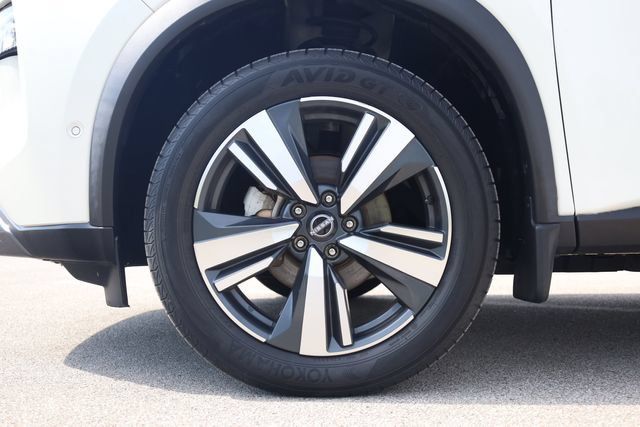 Used 2023 Nissan Rogue SL w/ SL Premium Package AWD/4WD image 8