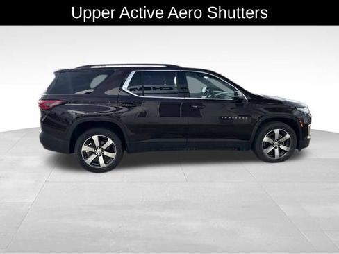Certified 2022 Chevrolet Traverse LT w/ LT Premium Package FWD image 9