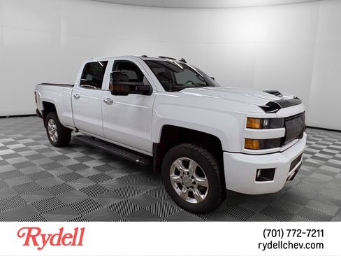 Used 2019 Chevrolet Silverado 2500 LTZ w/ Duramax Plus Package image 7