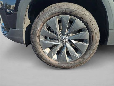 Used 2024 Volkswagen Taos S FWD image 12