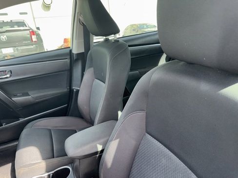 Used 2019 Toyota Corolla LE image 11