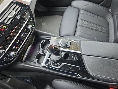 Used 2022 BMW 530i xDrive w/ Convenience Package image 24